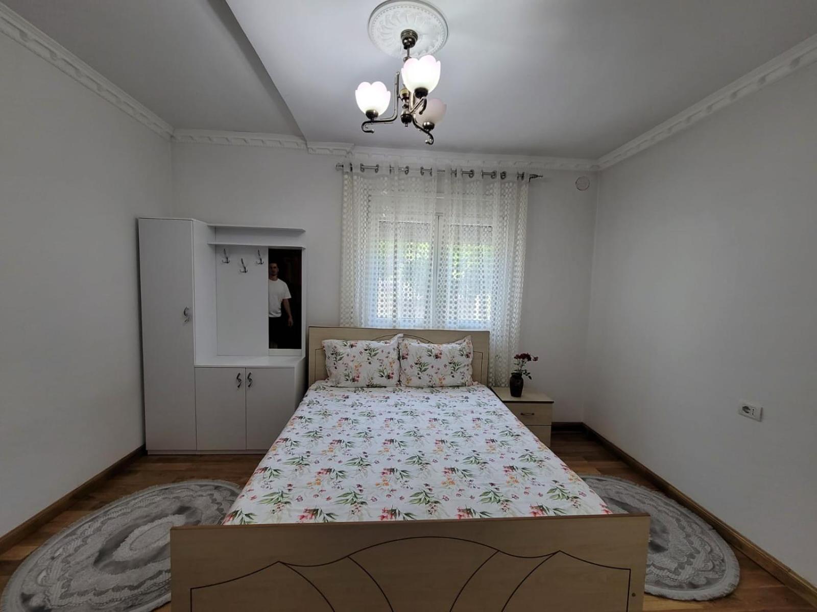 Private Room On A Shared Apartament Near Durres Beach Exterior photo
